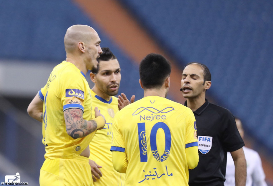الأهلي يقتنص الوصافة.. والنصر يغرق مجددا
