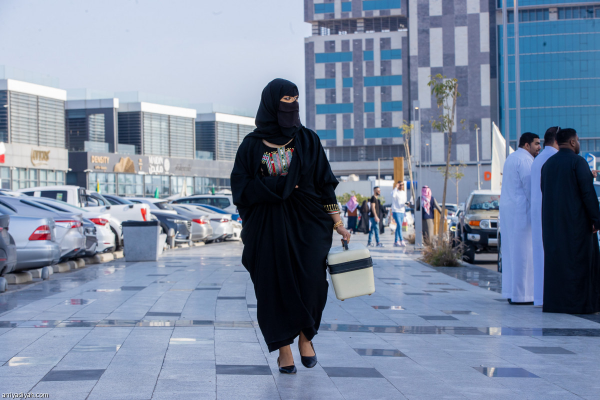 احتفالات.. وأزياء تاريخية