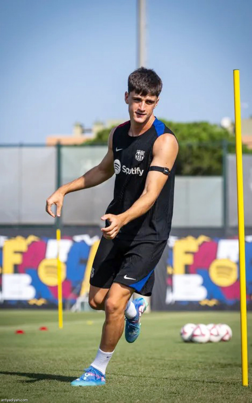 فيكتور.. العقد الأول