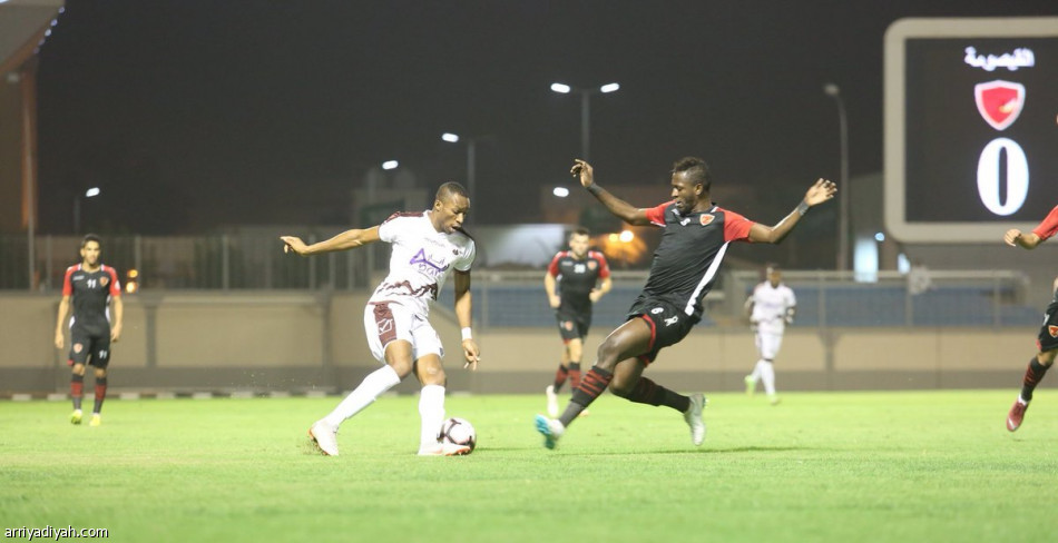 دوري الأولى: الشعلة يواصل التفوق.. وضمك يهزم العروبة