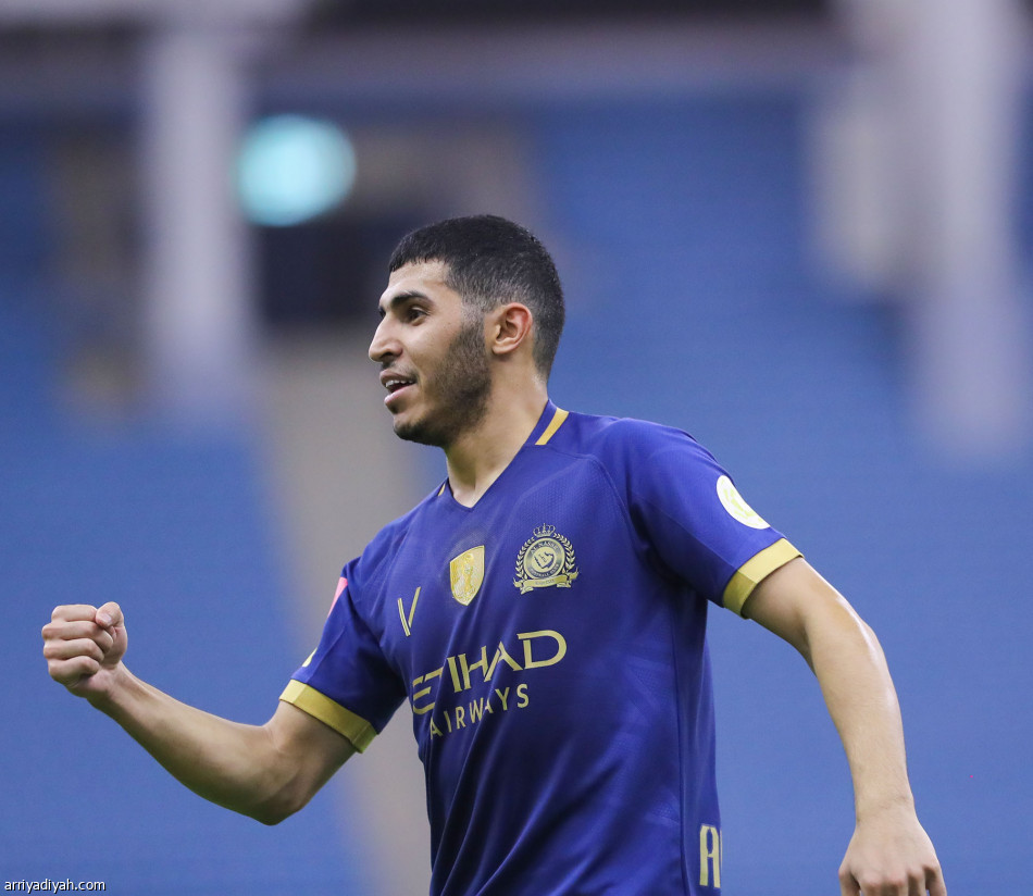 الهلال يمزق النصر.. ويحلق وحيدا