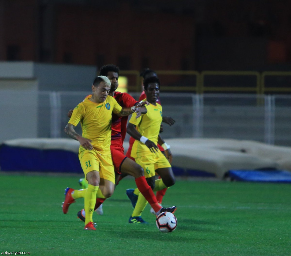 دوري الأولى: أبها يستعيد الصدارة.. وفوز الكوكب والأنصار