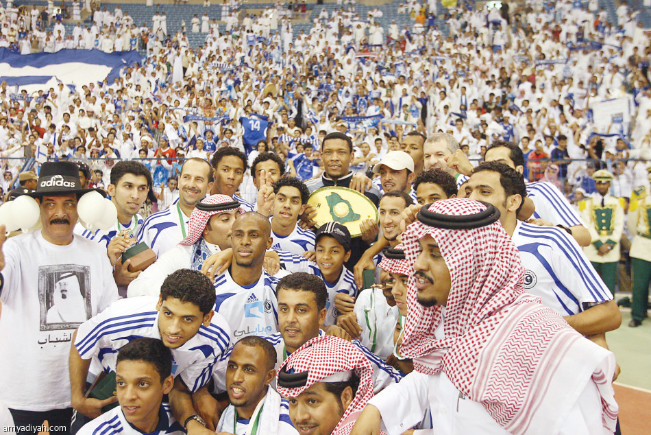 الحاسمة..
المتصدر الأكثر حظا