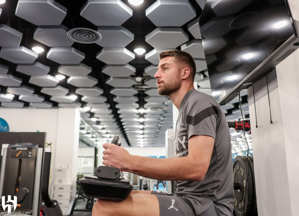 الهلال يرفض الراحة.. ويبدأ تحضيرات الشباب