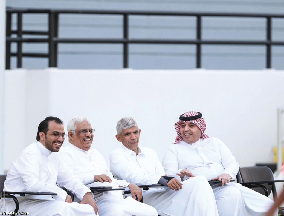 جورمان 
يقود دفاع الاتحاد