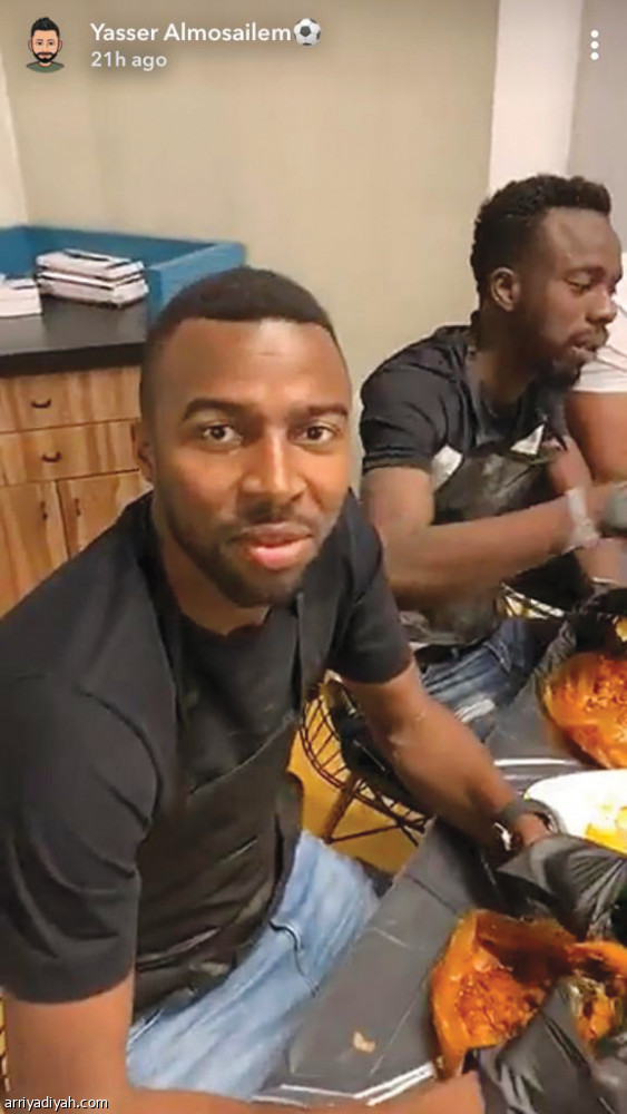 المسيليم
في السوشال ميديا