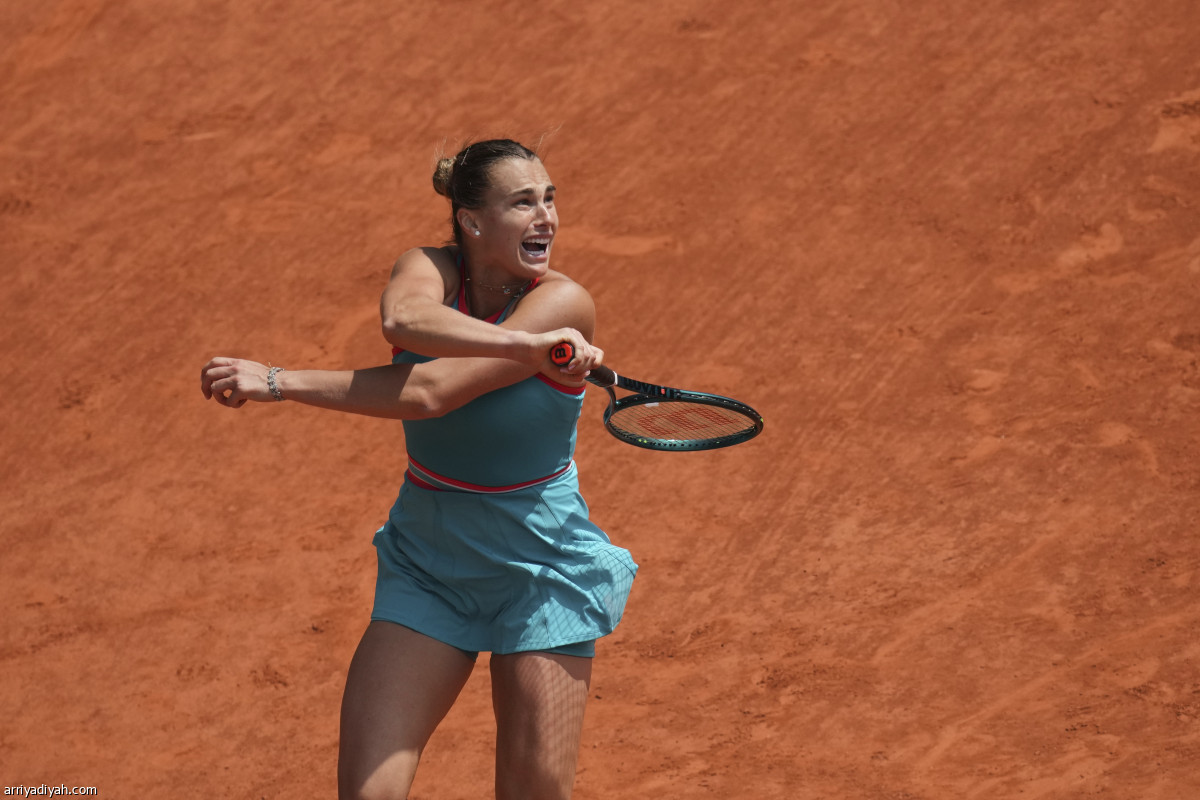 أرينا تتأهل