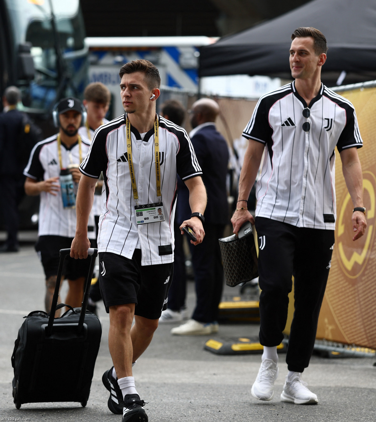 تفقد الأرضية