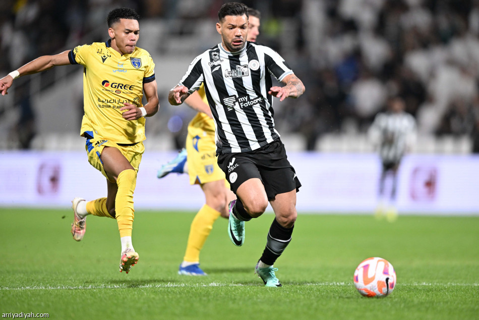 التعاون يقلبها على الشباب بثنائية بيدرو