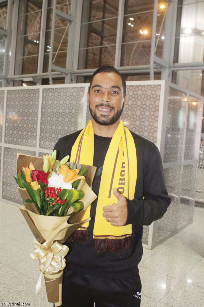 أحد
ينهي عقد سانتانا.. ومؤمن يبعد ليما