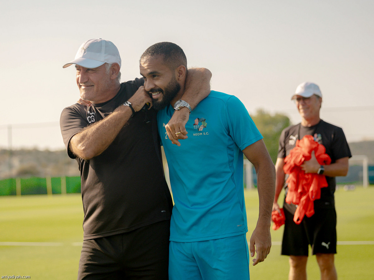 نيوم يحتفل بالبريك