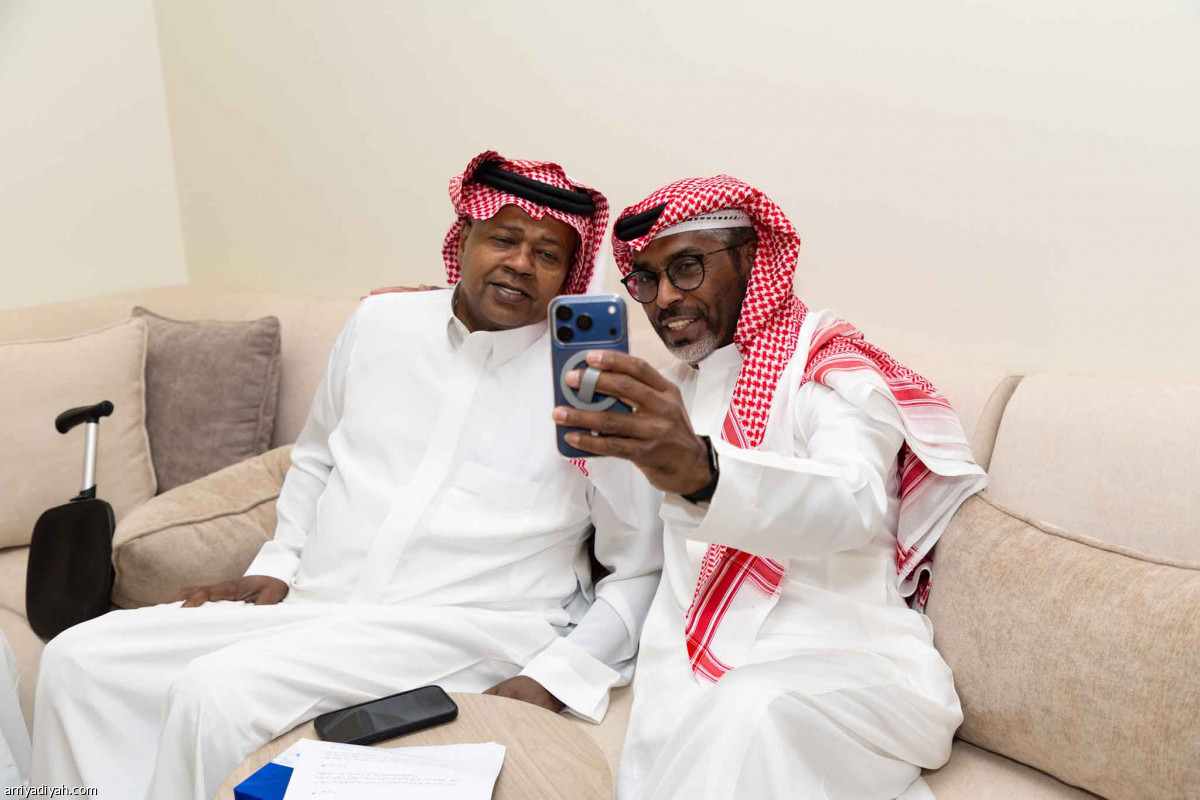 أصدقاء الأنيق